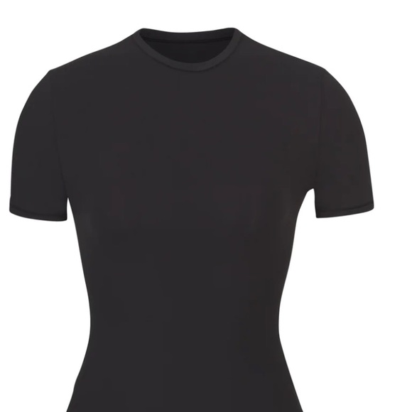 Like this flyer to be notified for live shows - Picture 9 of 9